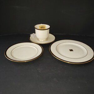 Lenox Urban Lights 4 Pieces, Cup & Saucer, Bread and Salad Plate NEW